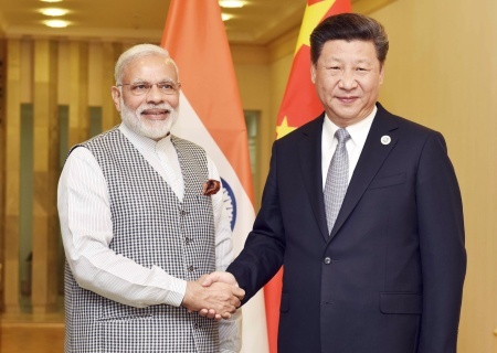    Bloomberg: Индия и Китай усиленно налаживают отношения из-за пошлин США