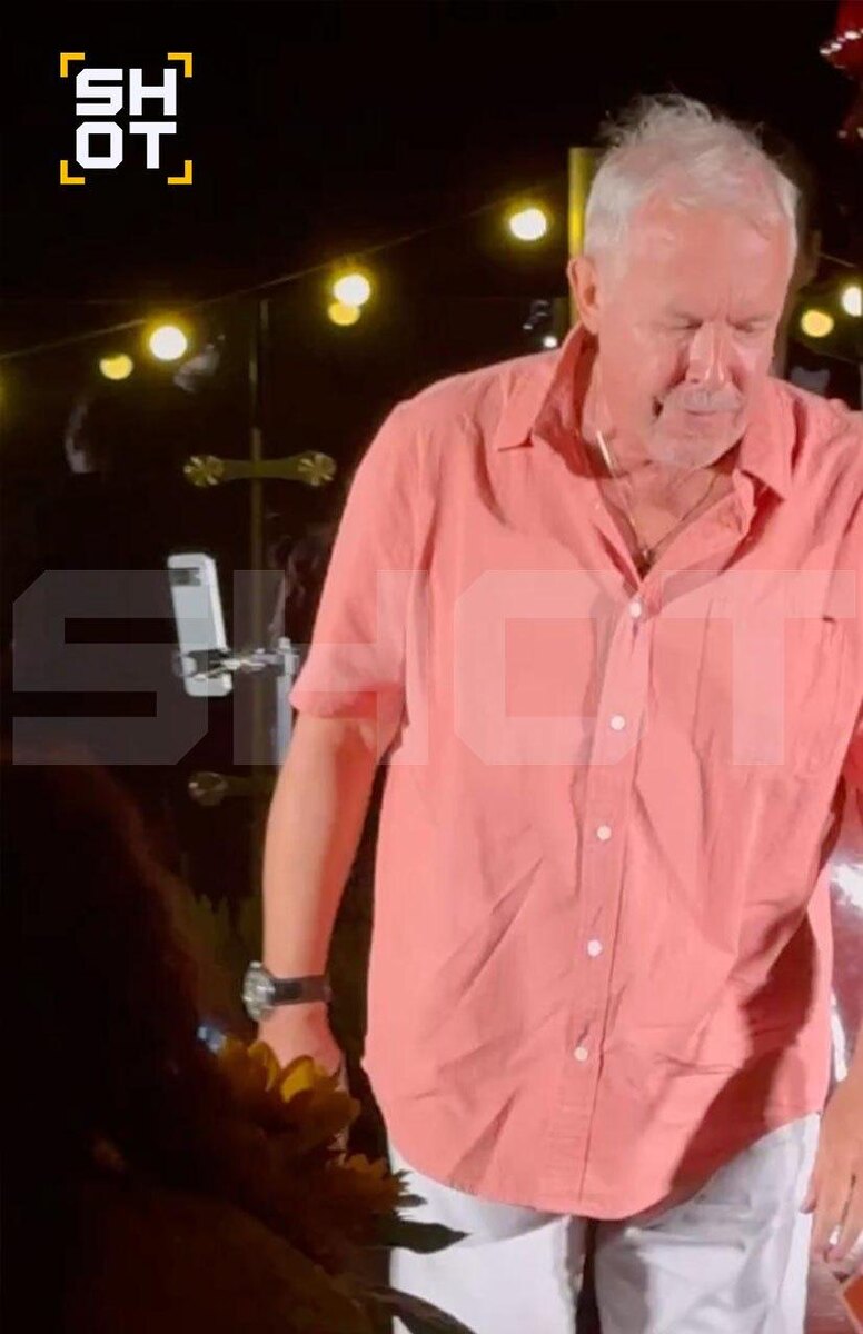    "Полупустая площадка и 3 подсолнуха": Макаревича* не ждали в Грузии