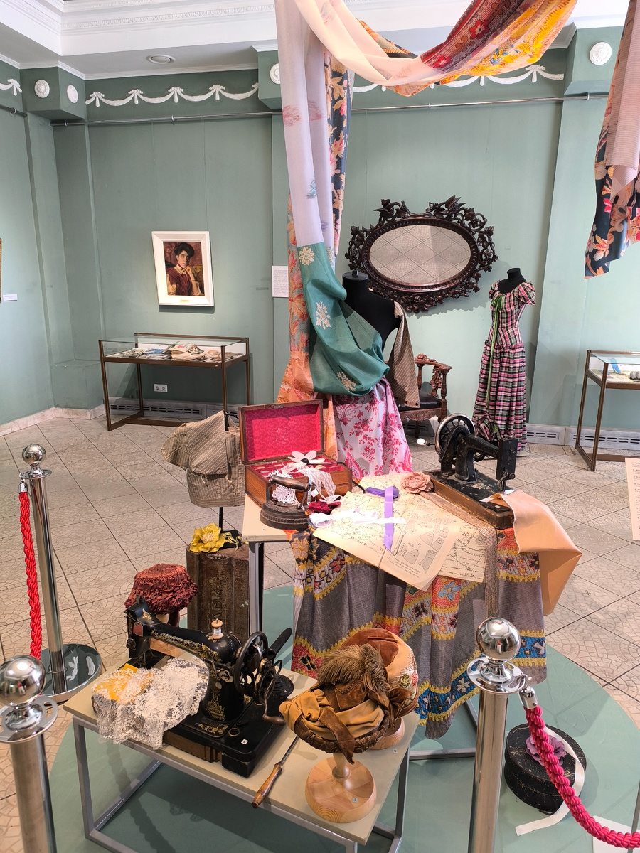 На 1 этаже Галереи сибирского искусства (© Анна, «Маяк энерджайзера»)