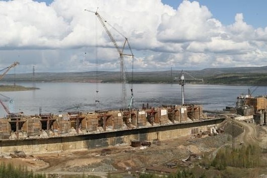 2007 г., Панорама строительства ГЭС, верхний бьеф