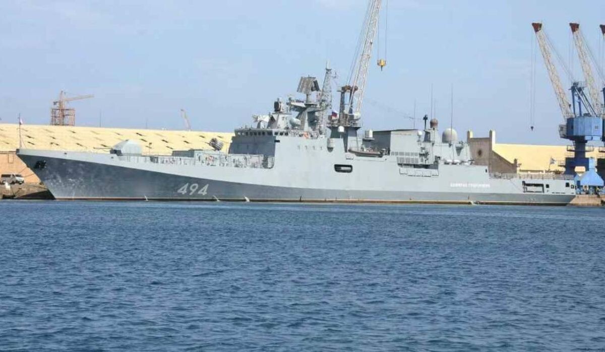     Военный корабль РФ. Источник: ria.ru Автор фото: Ибрагим Ишак