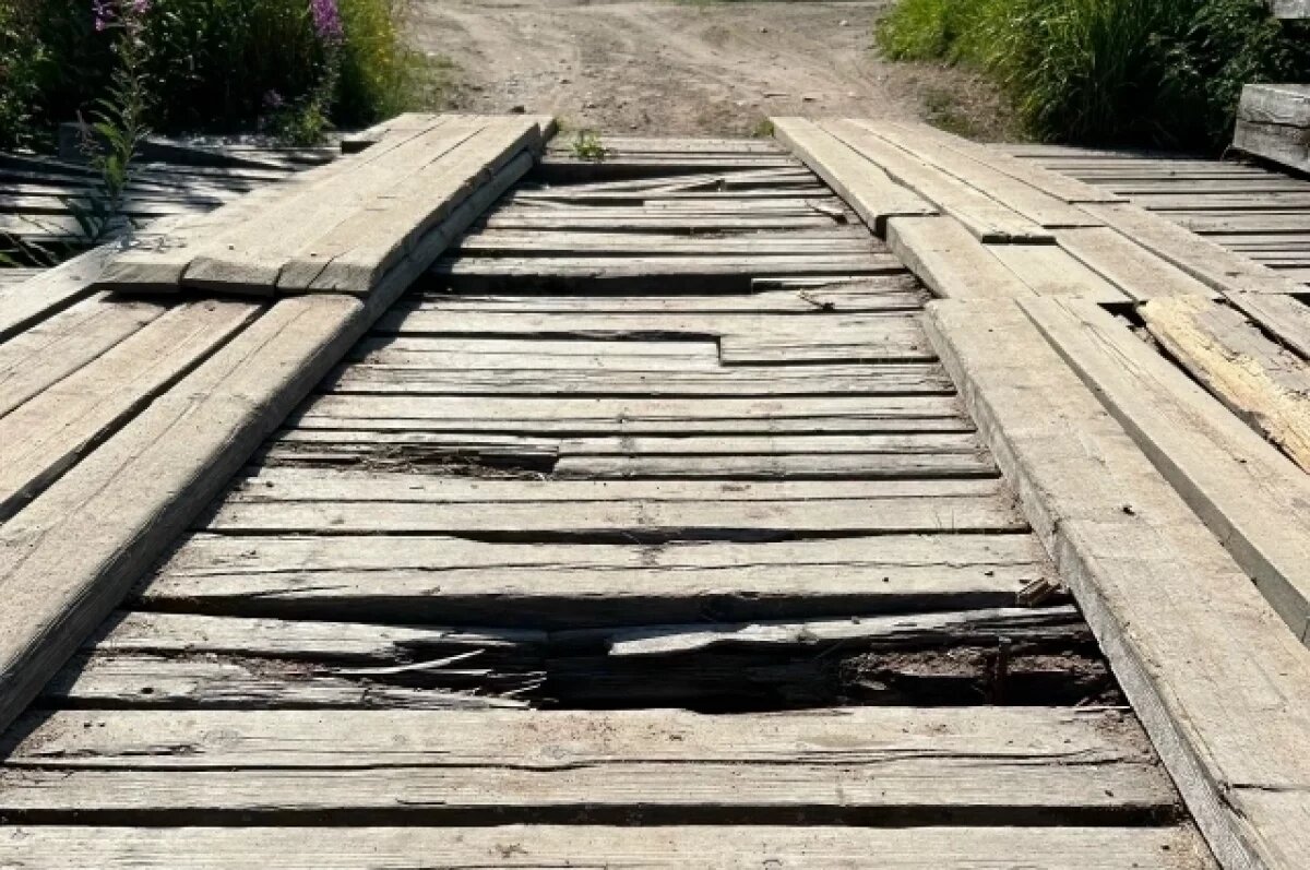    Жители карельского села жалуются на аварийный мост