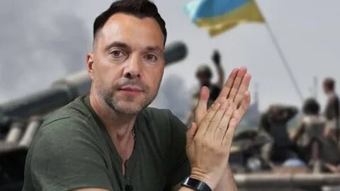    Арестович призывает не потерять остатки Украины в «отхожем месте землянки УПА»