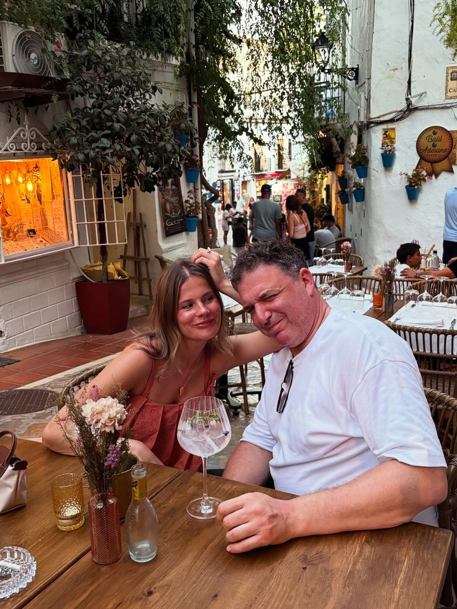    Анна Короткова и Максим Виторган. Фото: Инстаграм* @hugyourwhale