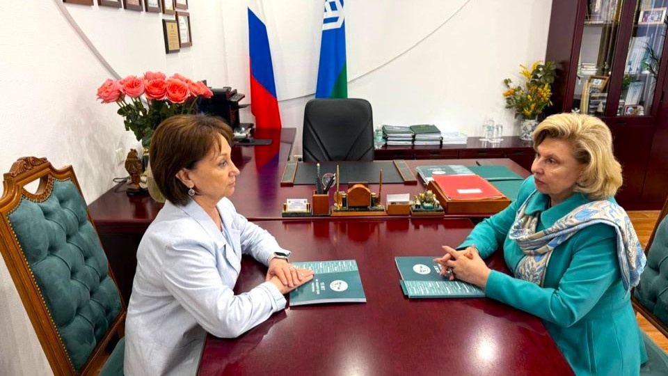    В Югре отмечают 15-летие института правозащитников