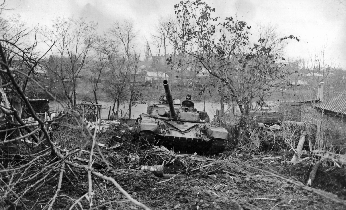 Грозный, река Суджа. 1995