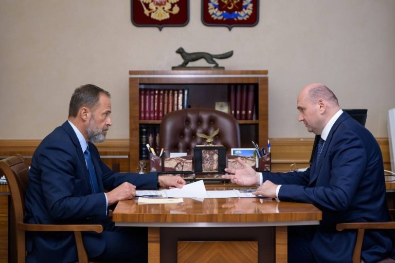    Игорь Комаров и Евгений Солнцев обсудили меры поддержки участников СВО Оренбуржье