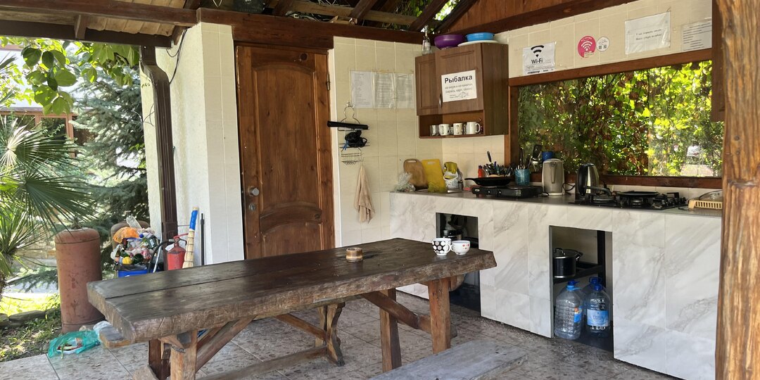 Россияне рассказали об отдыхе в абхазском селе Лдзаа за ₽21000 в неделю