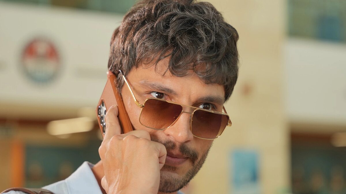 кадр из сериала "Преемник: Зов предков"