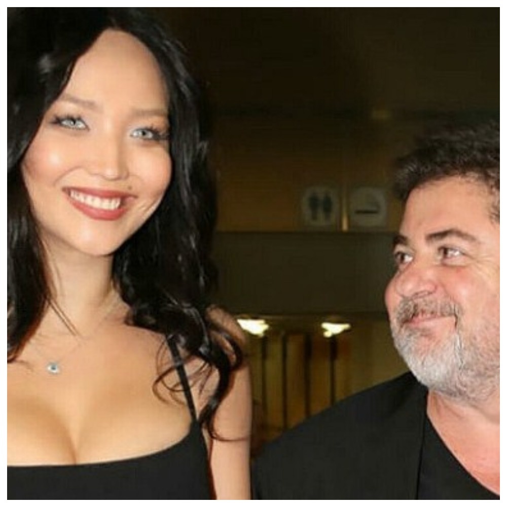 В 2018 в США Дарина брала уроки актерского мастерства и ее познакомили с артистом Цекало