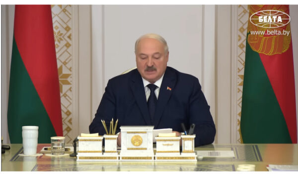 Александр Лукашенко на совещании по торговле. Фото: скрин видео БЕЛТА