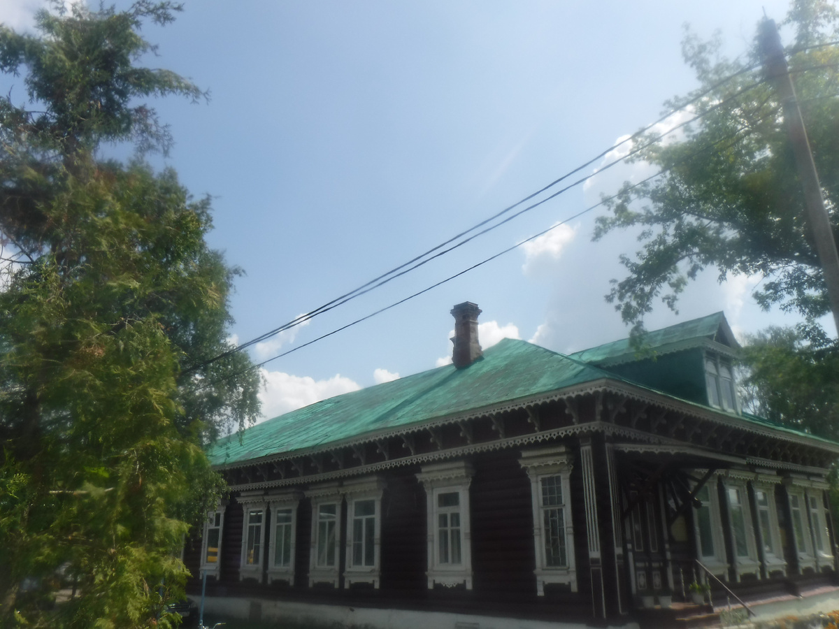 Старый деревянный домик