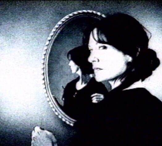 Анна Морган, мать Самары. "Звонок (2002)".