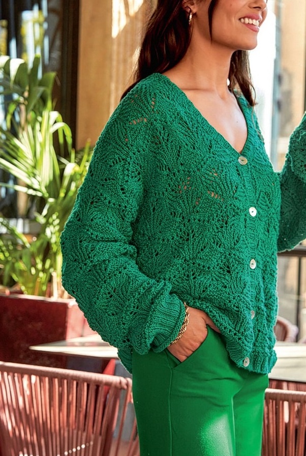 Зеленый кардиган. Фото источник: коллекция happy.