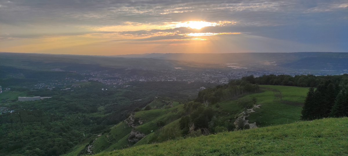 В горах Кисловодска, 2025 год