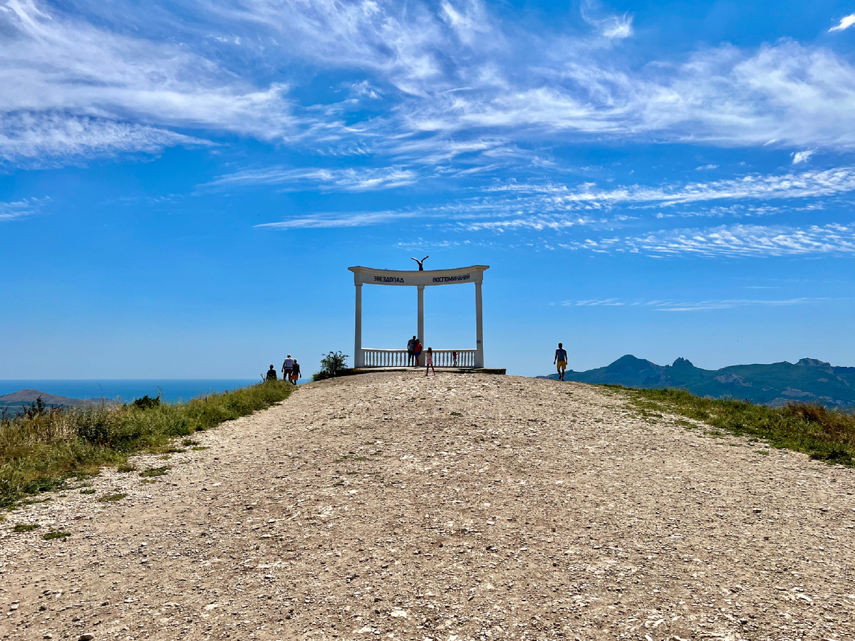 Республика Крым, природный парк Воздухоплавательный комплекс «Узун-Сырт гора Клементьева»