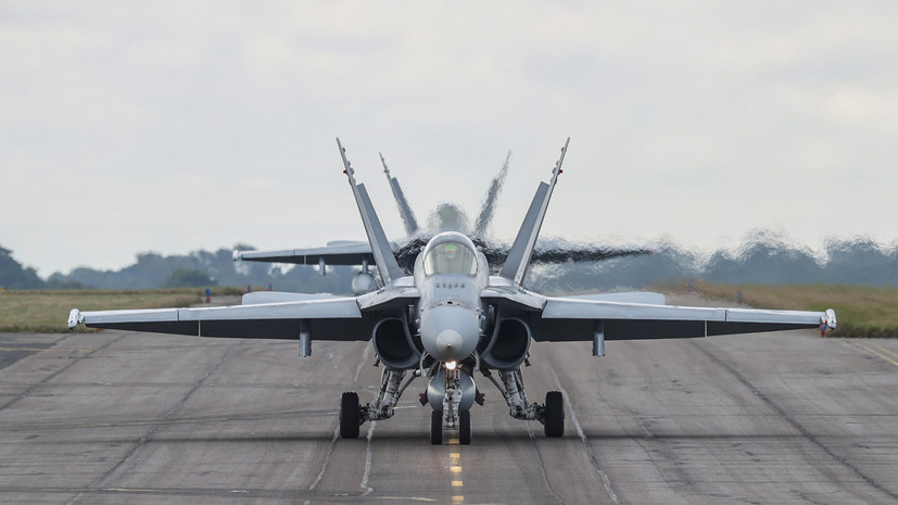     Самолёты ВВС Финляндии globallookpress.com Alfie Cosgrove / Keystone Press Agency