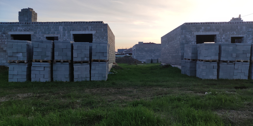 "Вот поэтому они все одноразовые": прораб рубанул правду, почему не стоит покупать дома, построенные после 2022 года