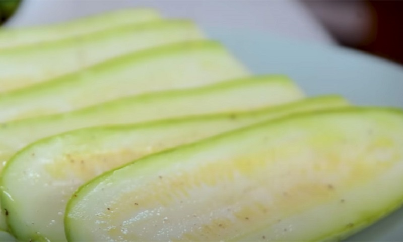 Кабачки как отбивные: секрет панировки, который удивит всех