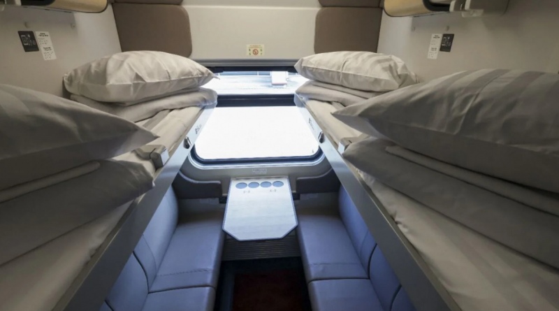      РЖД представила улучшенные купейные и СВ-вагоныРЖД