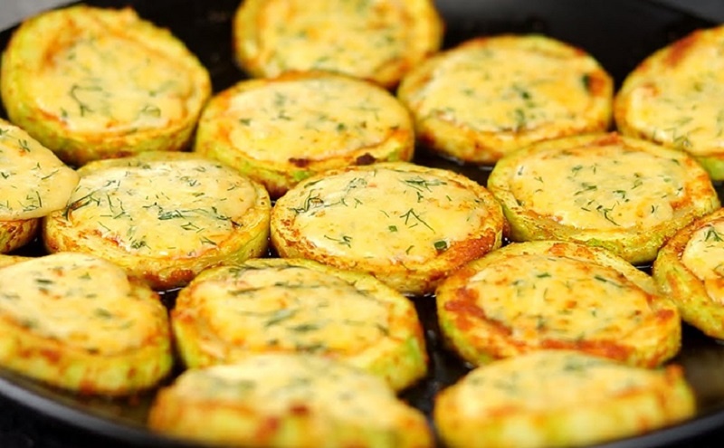 Кабачки с сырной корочкой: запекаем в духовке для яркого вкуса и легкости