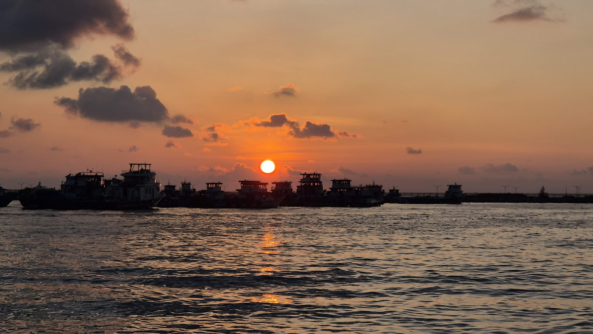 Закат в Мале, Мальдивы