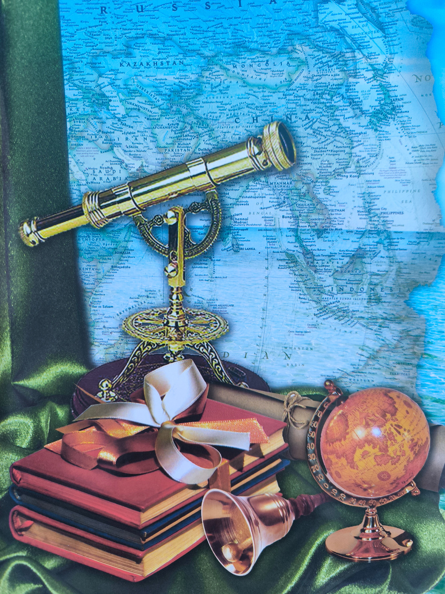 Фотографии и коллажи в статье авторские. 