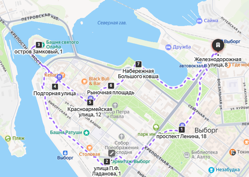 Маршрут можно пройти как против часовой стрелки, так и по часовой. Без посещения достопримечательностей прогулка займёт около часа. Если же зайти в замок, бар и за кренделями, то можно растянуть посещение города на 4–6 часов.