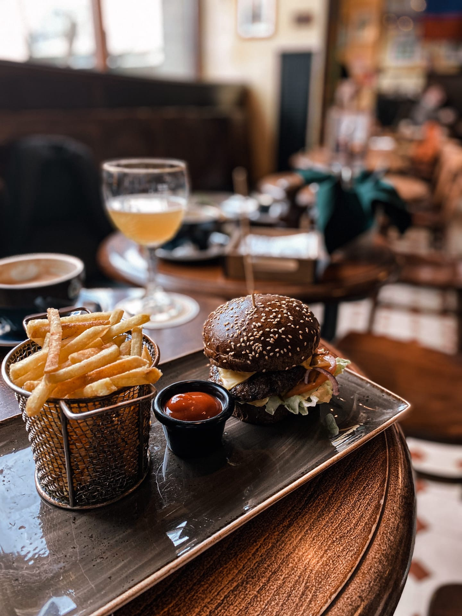 Фото https://vk.com/championpub