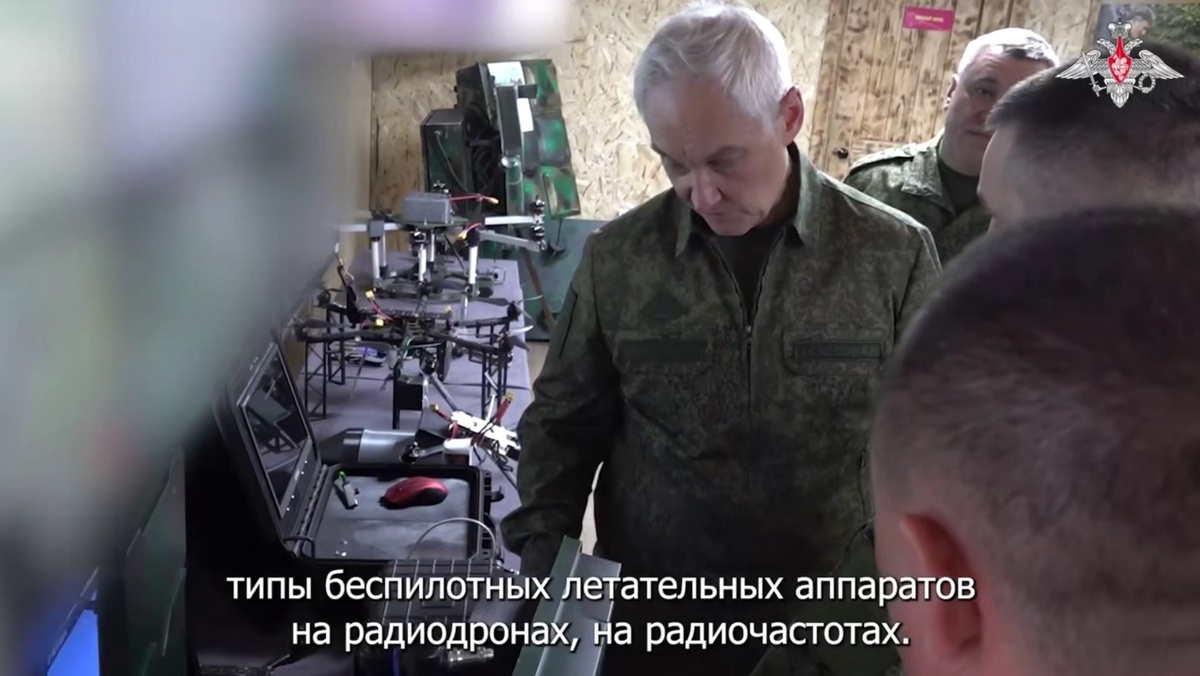    Кадры Минобороны