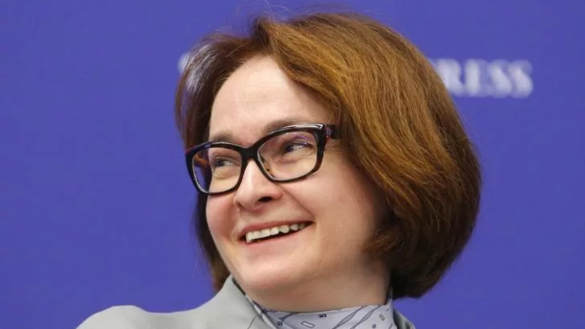 ЦБ готовится снизить ставку до 14%: это повод брать ипотеку?