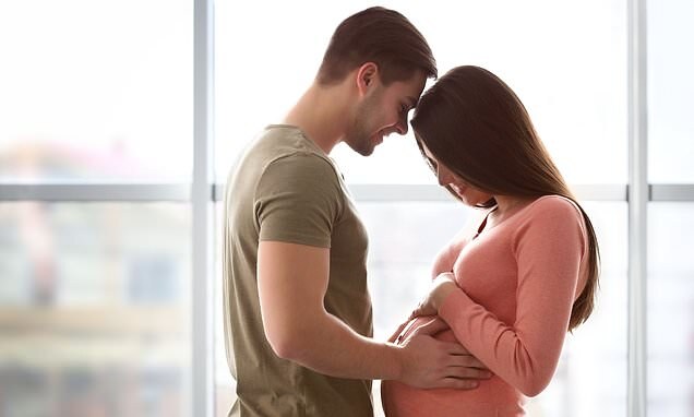 беременная жена