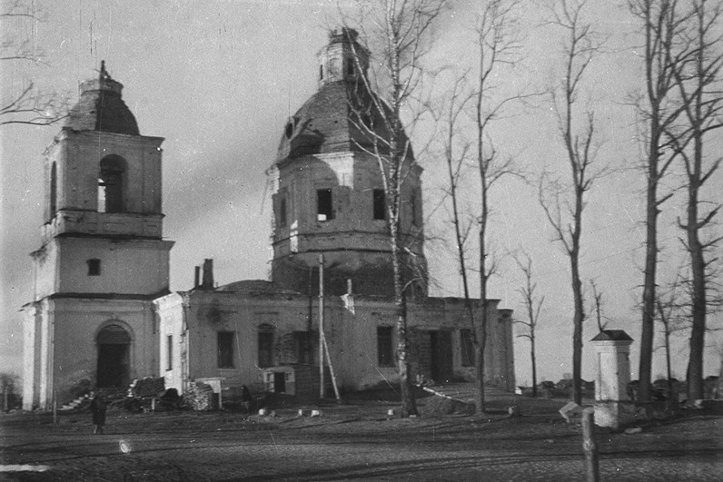 Церковь Николая Чудотворца в городе Новоржев. Здание окончательно разобрано в 1964 году.