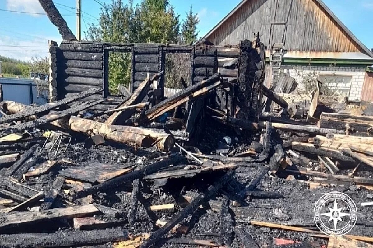    Соседка спасла 75-летнюю женщину из горящего дома в Башкирии