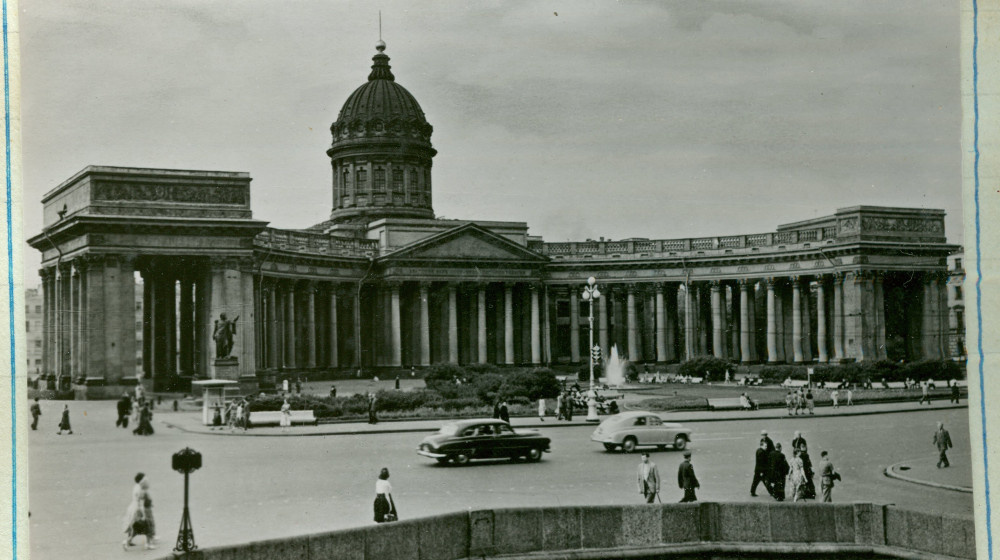    Исчезнувшая Москва и Петербург