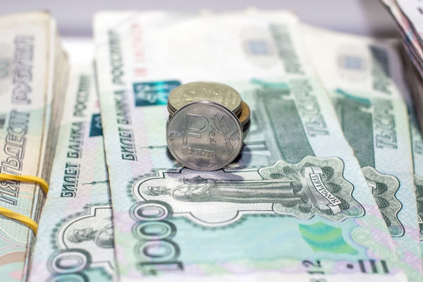 В Екатеринбурге власти возместили жителям 2,1 млрд рублей платы за услуги ЖКХ