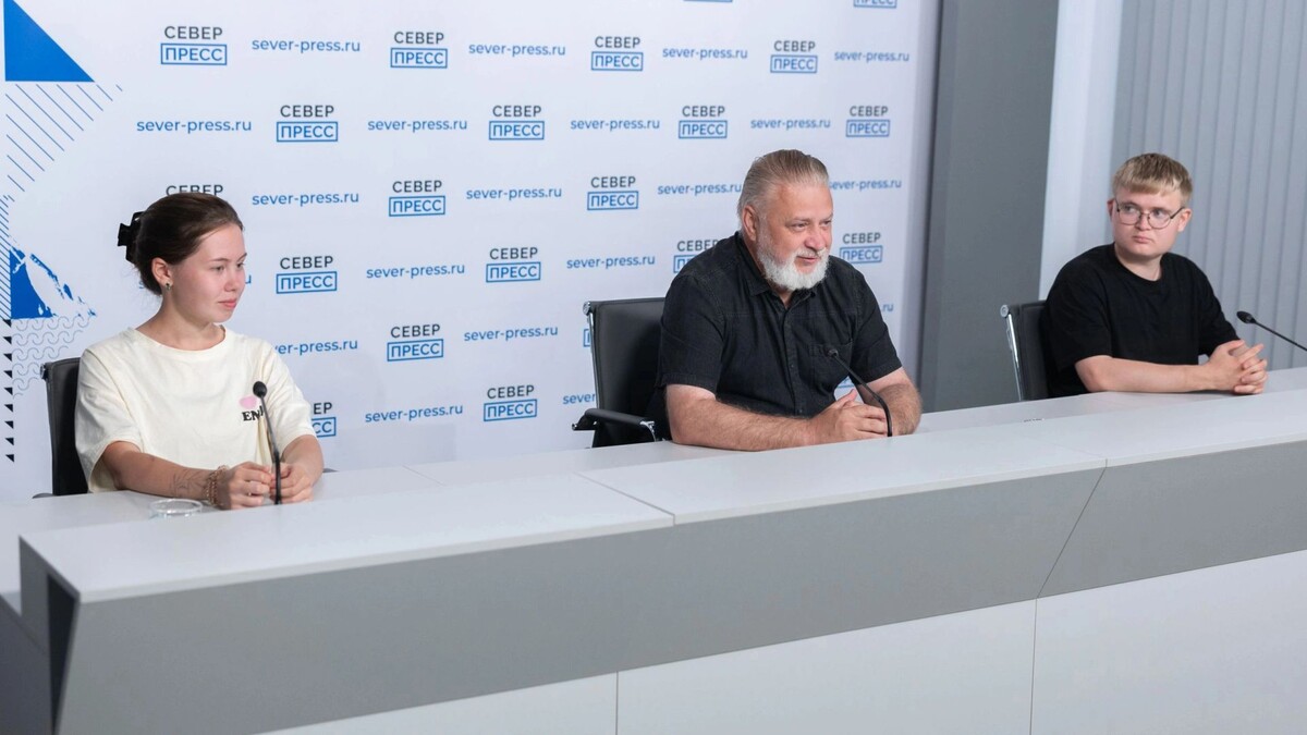   Об уникальных находках, гипотезах и планах говорили в пресс-центре «Север-Пресса». Фото: Александр Чирва / «Ямал-Медиа»