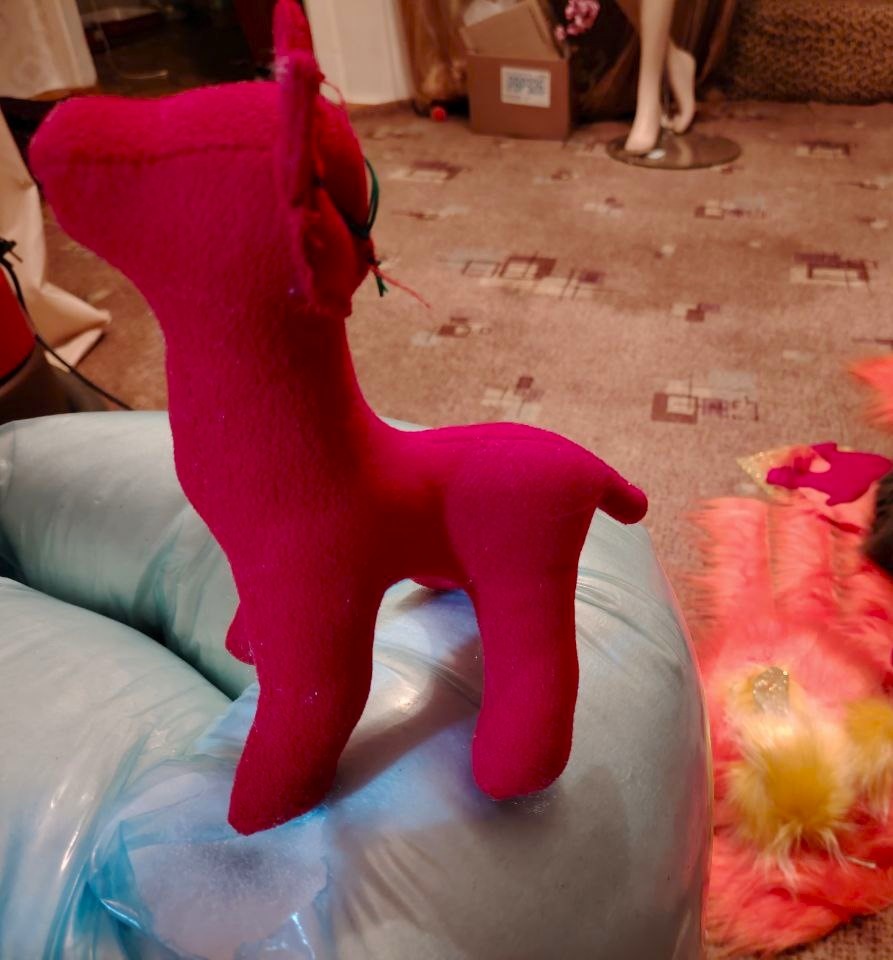 наполнитель, который купила вчера на ВБ прям классный .