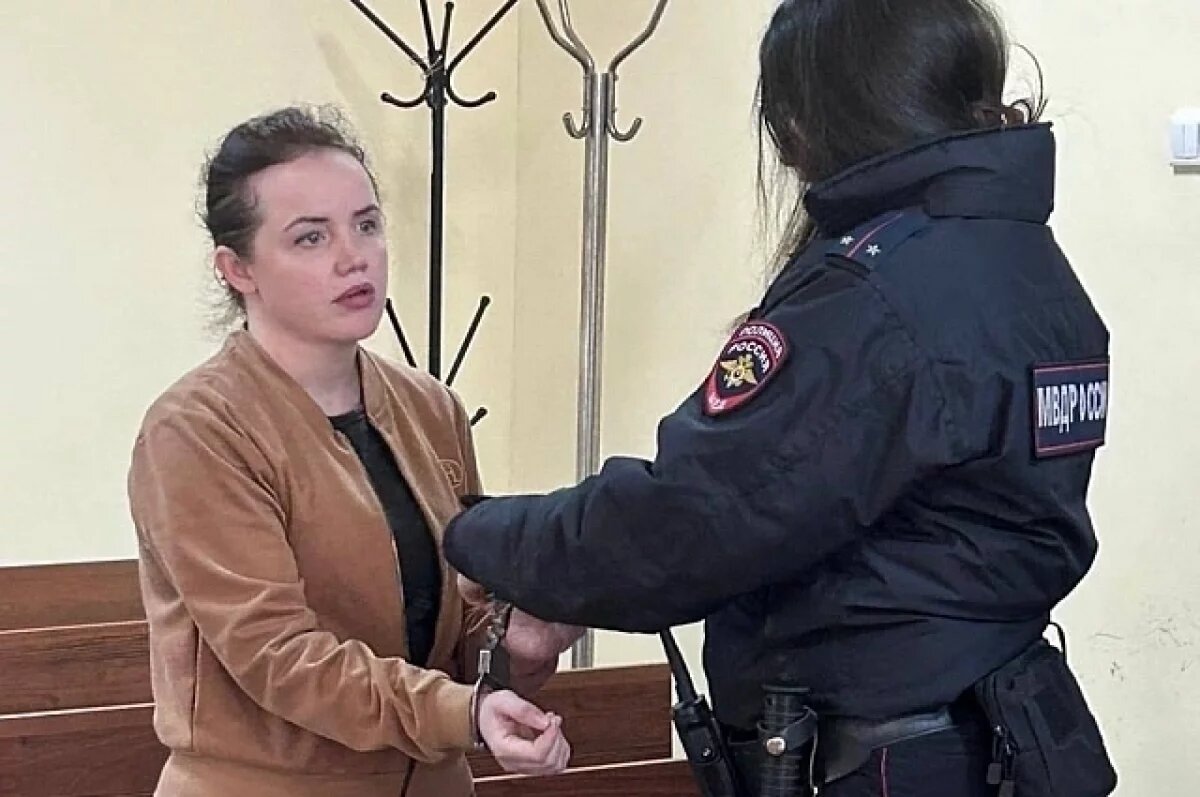    На Урале соцработница напоила снотворным пенсионерку, чтобы похитить деньги