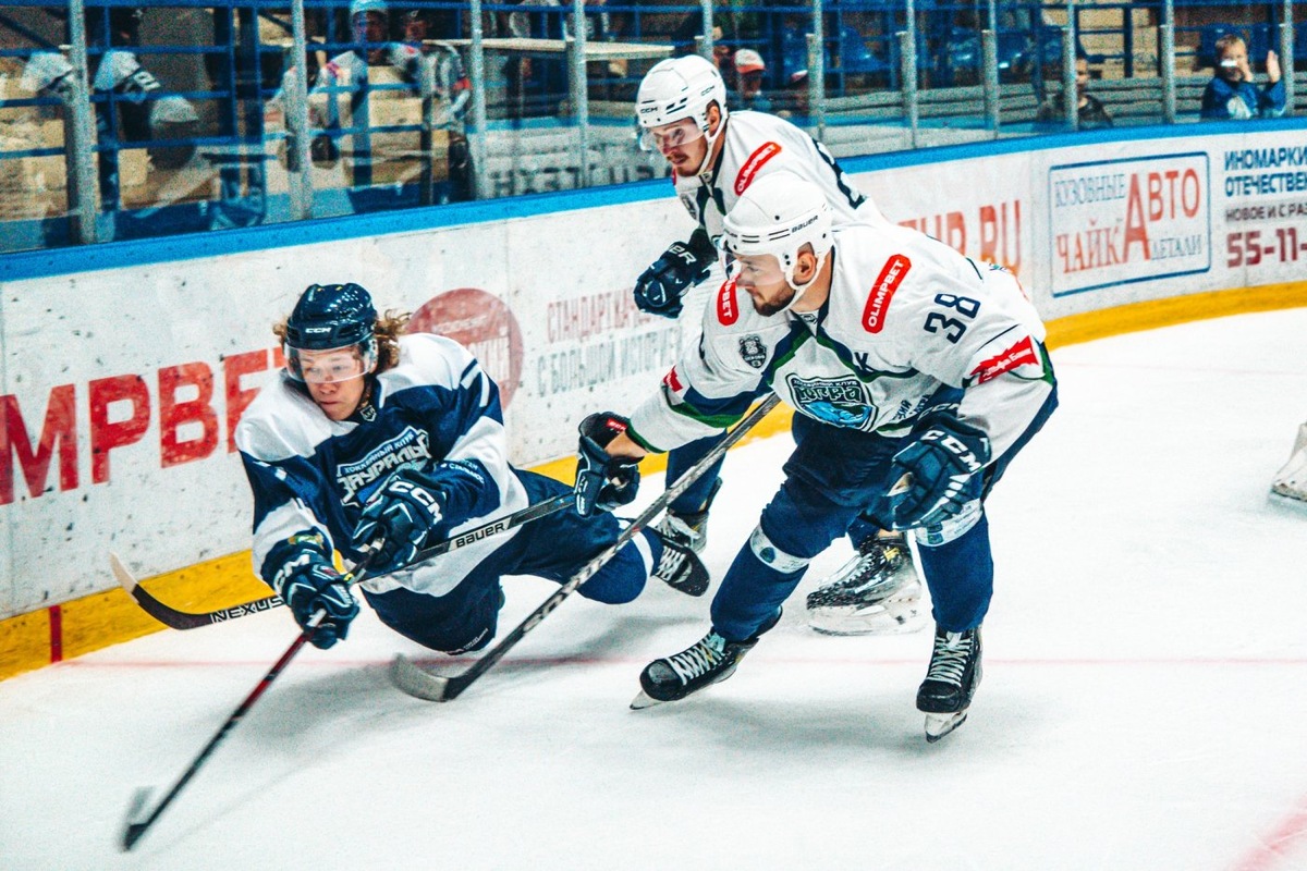    Хоккеисты «Югры» стали победителями предсезонного турнира в Кургане