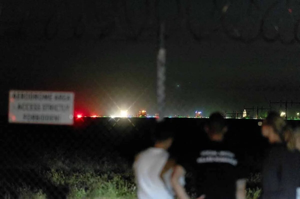    Место крушения истребителя F-16 ВВС Польши во время репетиции авиашоу в Радоме.