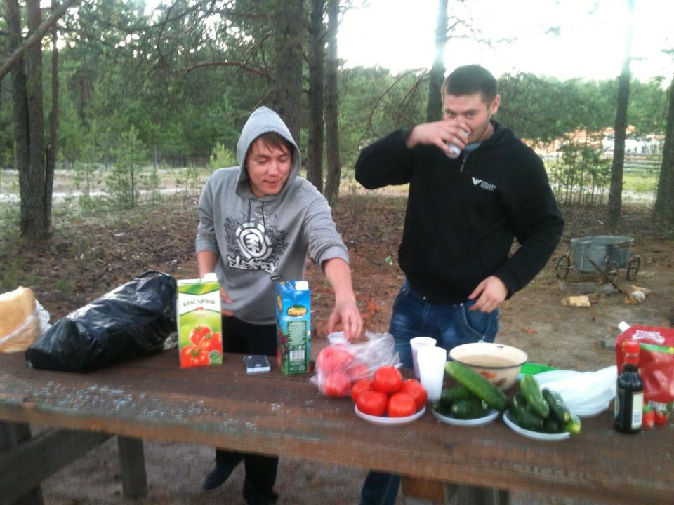 Мои друзья: Виктор и Серёжа (фото 2013)