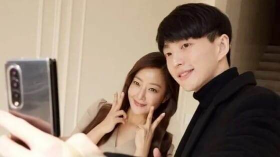    Ким Хи Сон и генеральный директор Ким Бён Хон / Фото: соцсети генерального директора Ким Бён Хона