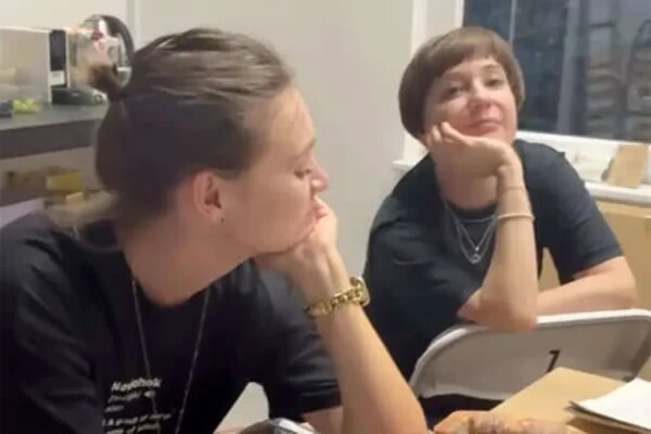    Мария Машкова и Чулпан Хаматова. Фото: скрин