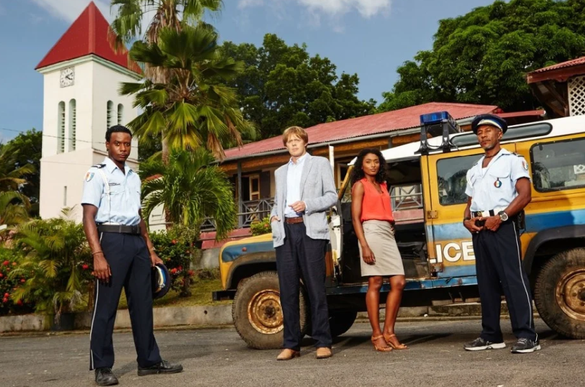 Фрагмент из сериала "Смерть в раю"