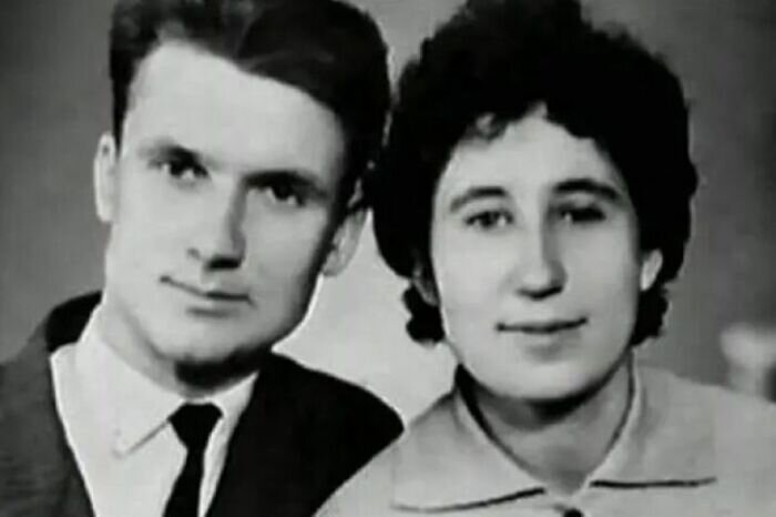  Андрей и Феодосия Чикатило