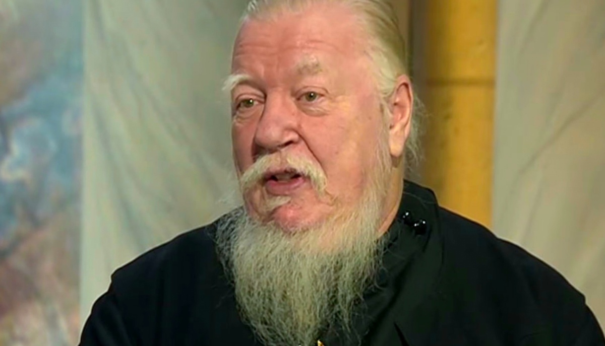 Димитрий Смирнов (07.03.1951 — 21.10.2020 гг.) — протоиерей, церковный и общественный деятель.