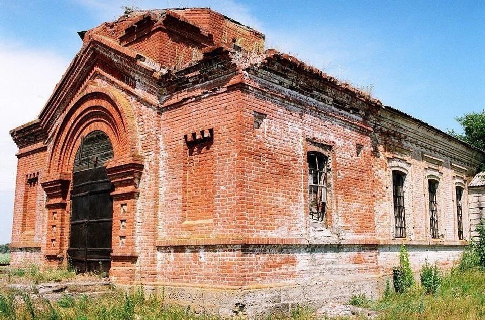    Долгое время здание храма выглядело плачевно. Фото: телеграм-канал «Милосердие-на-Дону».