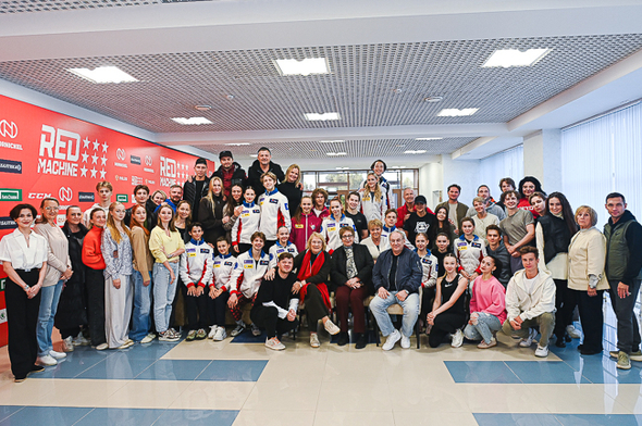 Участники прокатов, тренерский состав, руководители ФФККР и судьи. Источник: ФФККР