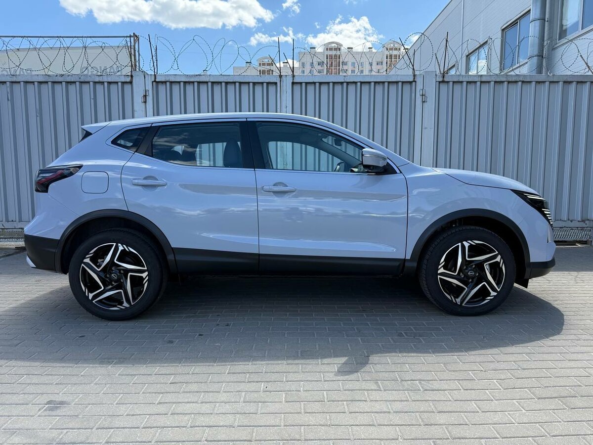 В РФ появились новые Nissan Qashqai в необычном кузове.. Источник иллюстрации - auto.ru